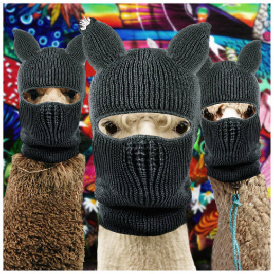 Lama hat